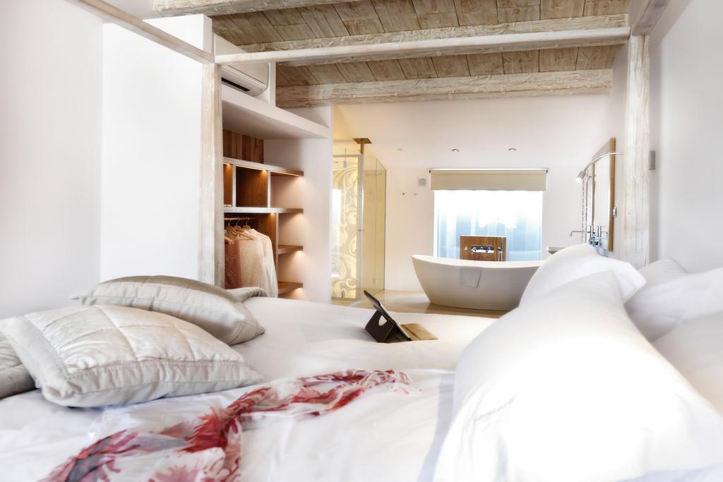 Boutique Hotel Urbisol 칼데르스 외부 사진